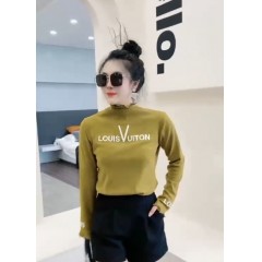 098时尚纯色印花上衣女